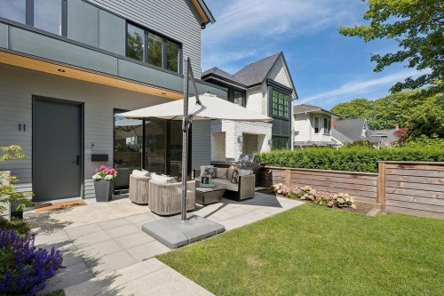11 19Th Avenue E, Vancouver, BC 