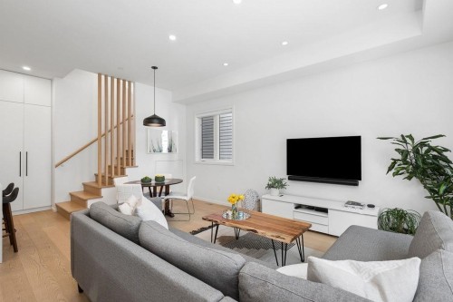 11 19Th Avenue E, Vancouver, BC 