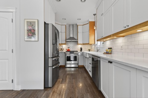1528 Pender Street E, Vancouver, BC 