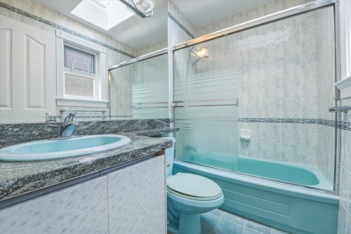 6582 Maple Street, Vancouver, BC 