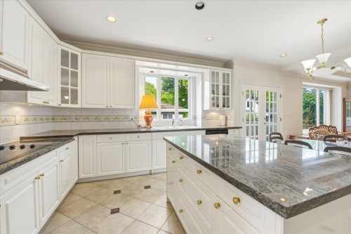 6582 Maple Street, Vancouver, BC 