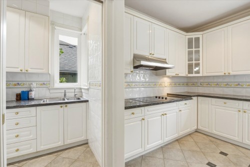 6582 Maple Street, Vancouver, BC 