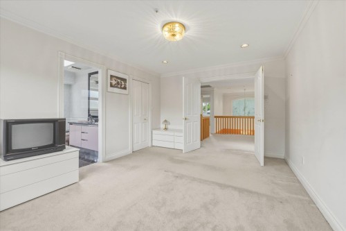 6582 Maple Street, Vancouver, BC 