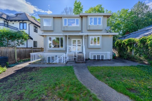 6582 Maple Street, Vancouver, BC 