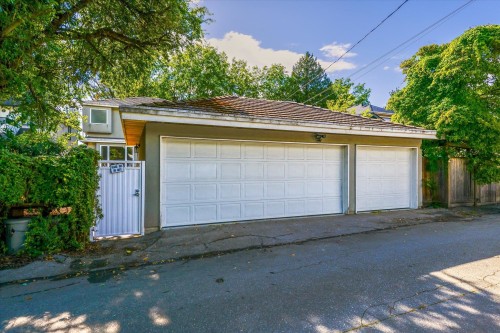 6582 Maple Street, Vancouver, BC 