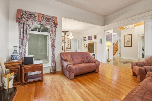6582 Maple Street, Vancouver, BC 