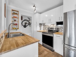 306-2222 Cambridge Street Vancouver, BC V5L 1E6