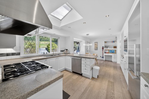 685 King Georges Way, West Vancouver, BC 
