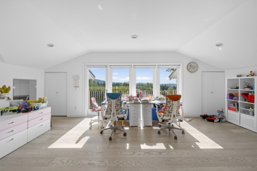 685 King Georges Way, West Vancouver, BC 