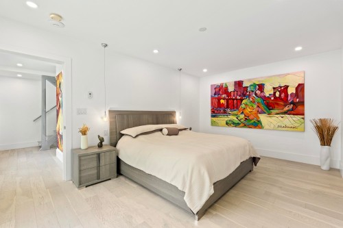6236 Summit Avenue, West Vancouver, BC 