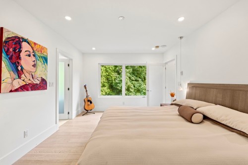 6236 Summit Avenue, West Vancouver, BC 