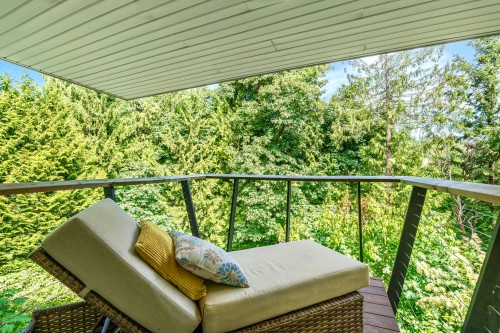 6236 Summit Avenue, West Vancouver, BC 