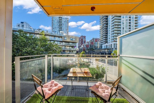 307-8580 River District Crossing, Vancouver, BC 