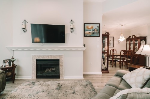 402-2995 Princess Crescent, Coquitlam, BC 