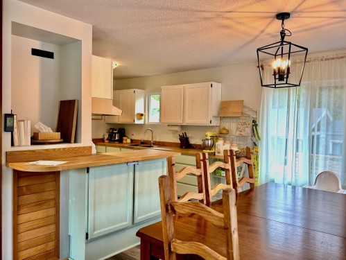 5607 Wakefield Road, Sechelt, BC 