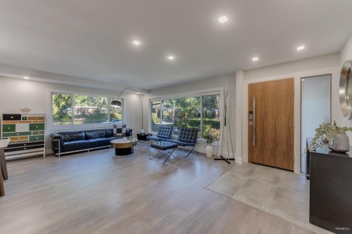4491 Primrose Lane, North Vancouver, BC 