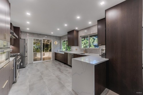 4491 Primrose Lane, North Vancouver, BC 
