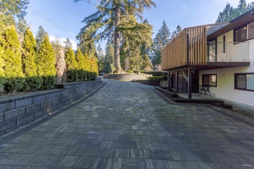 4491 Primrose Lane, North Vancouver, BC 