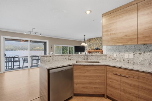 5810 Marine Way, Sechelt, BC 
