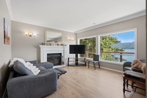 5810 Marine Way, Sechelt, BC 