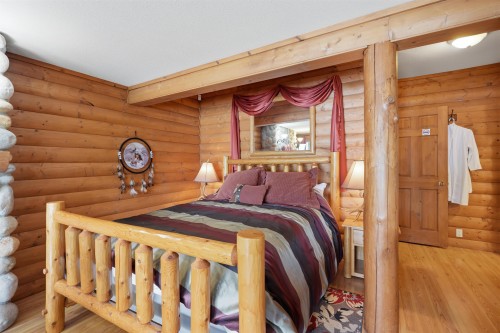 5810 Marine Way, Sechelt, BC 
