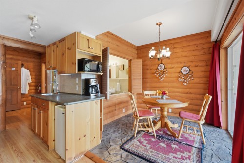 5810 Marine Way, Sechelt, BC 