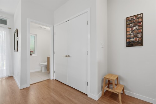5906 Beachgate Lane, Sechelt, BC 