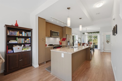 5906 Beachgate Lane, Sechelt, BC 