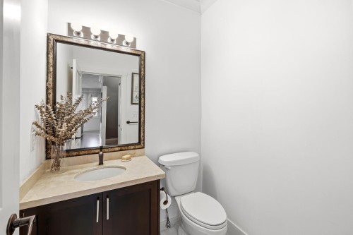 1828 Georgia Street E, Vancouver, BC 