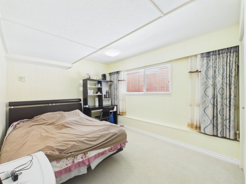 6119 Service Street, Burnaby, BC 