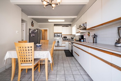 2964 4Th Avenue E, Vancouver, BC 