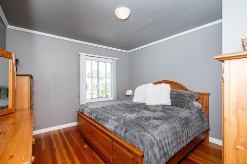 2964 4Th Avenue E, Vancouver, BC 