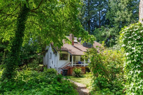 4755 6Th Avenue W, Vancouver, BC 