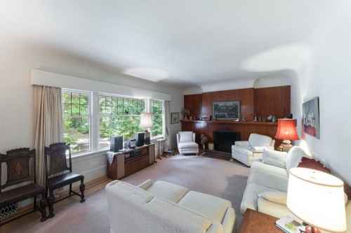 4755 6Th Avenue W, Vancouver, BC 