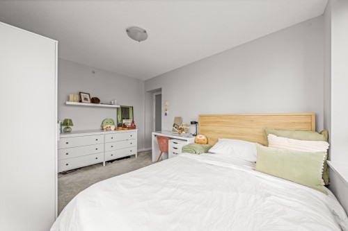 2105-4398 Buchanan Street, Burnaby, BC 