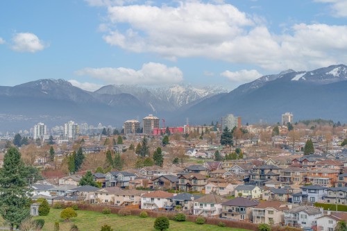 2105-4398 Buchanan Street, Burnaby, BC 