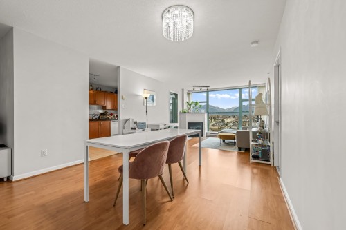 2105-4398 Buchanan Street, Burnaby, BC 