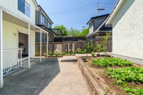 1611 57Th Avenue E, Vancouver, BC 