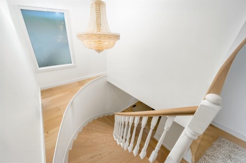 1611 57Th Avenue E, Vancouver, BC 