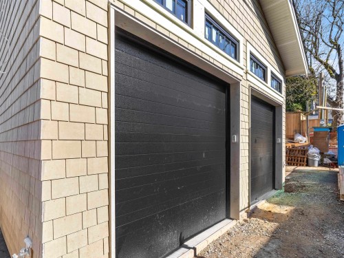 2568 2Nd Avenue W, Vancouver, BC - Outdoor With Exterior