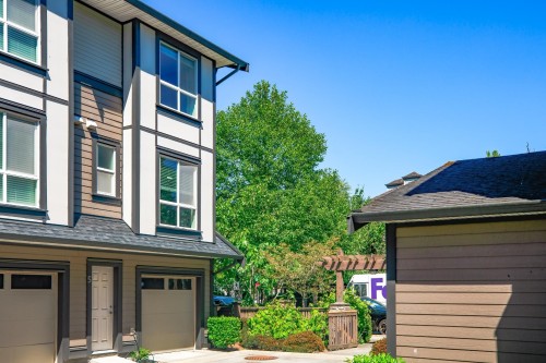 5-6333 Alder Street  Richmond, BC V6Y 0G4