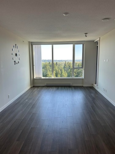 1502-3100 Windsor Gate, Coquitlam, BC 