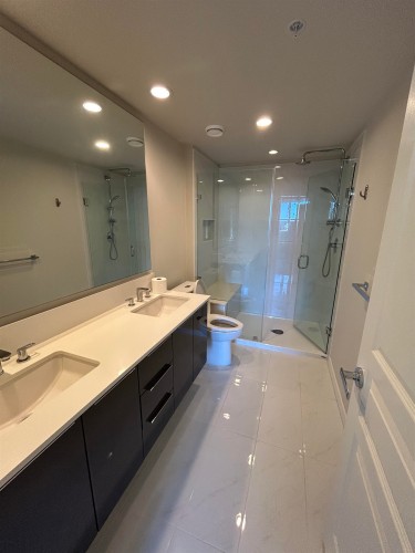 1502-3100 Windsor Gate, Coquitlam, BC 