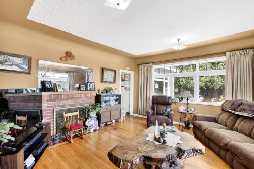 28203 Lougheed Highway, Maple Ridge, BC 