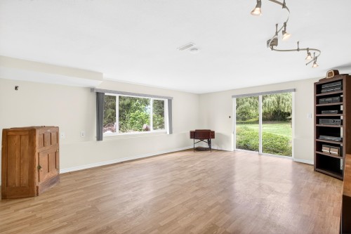 28203 Lougheed Highway, Maple Ridge, BC 
