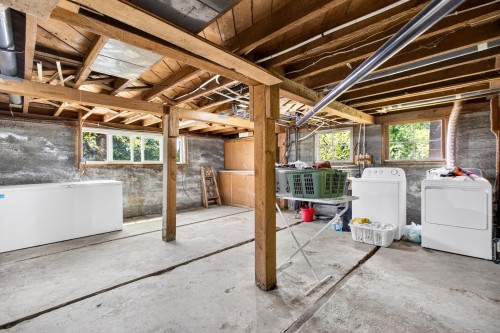 28203 Lougheed Highway, Maple Ridge, BC 