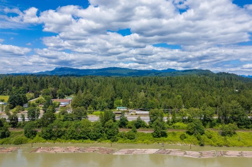 28203 Lougheed Highway, Maple Ridge, BC 