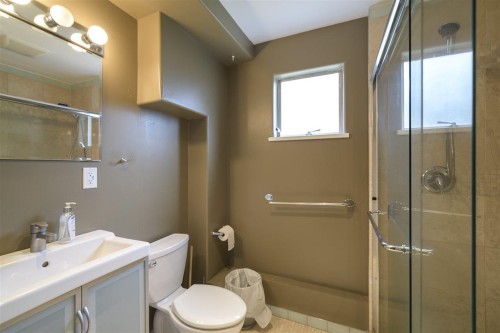 4965 8A Avenue, Delta, BC 
