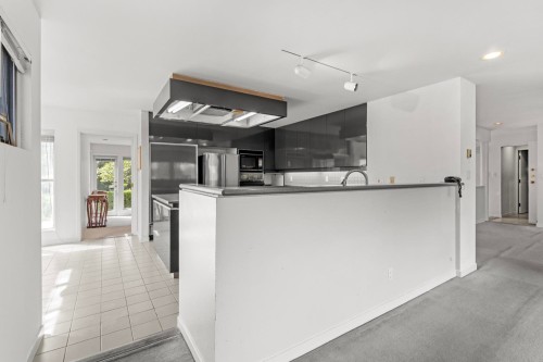 1289 51St Avenue W, Vancouver, BC 