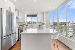 1704-1245 Quayside Drive New Westminster, BC V3M 6J6